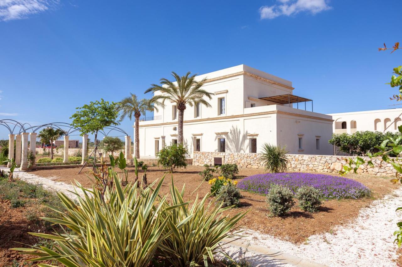 Il Giardino Grande - Dimora In Salento Panzió Parabita Kültér fotó